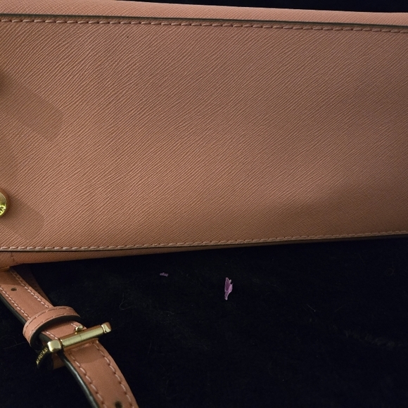 Michael Kors Peach Studded Women's Bag - Picture 5 of 5